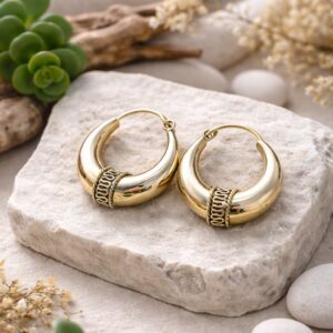 créoles ethniques en laiton doré avec motif torsadé style bohème